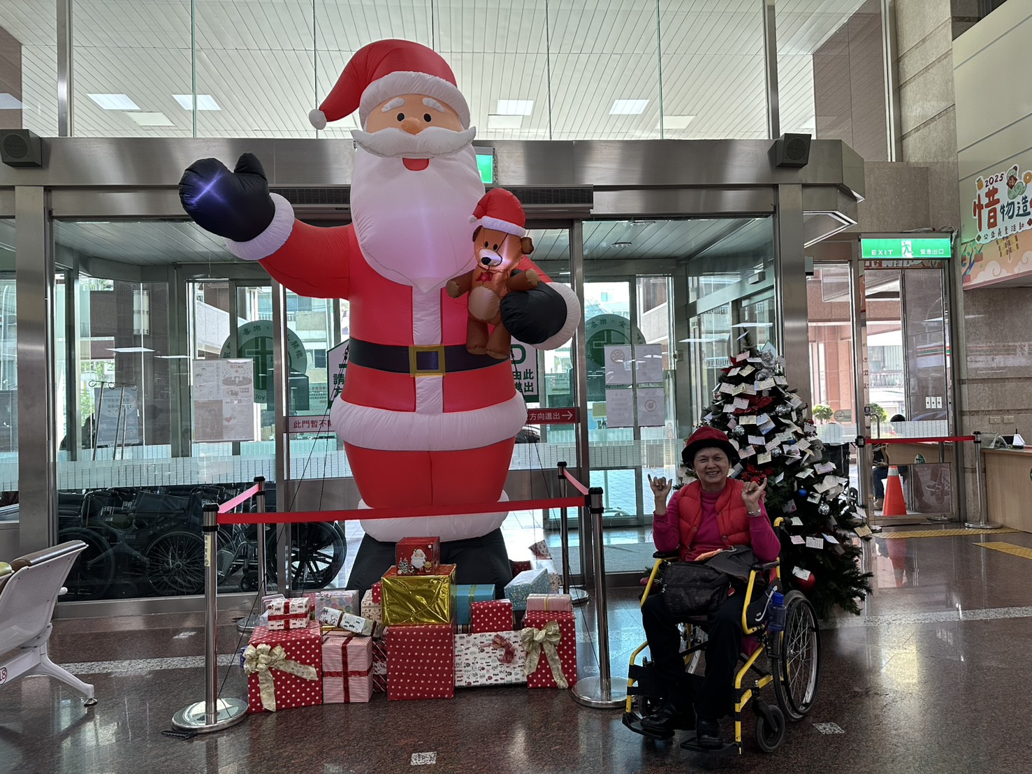聖誕老公公！ - 2025.12.17